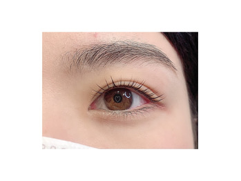 パリジェンヌラッシュリフトでまつげも気分も↑↑